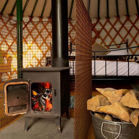 Caalm Camp Hotel Stour Provost ภายนอก รูปภาพ